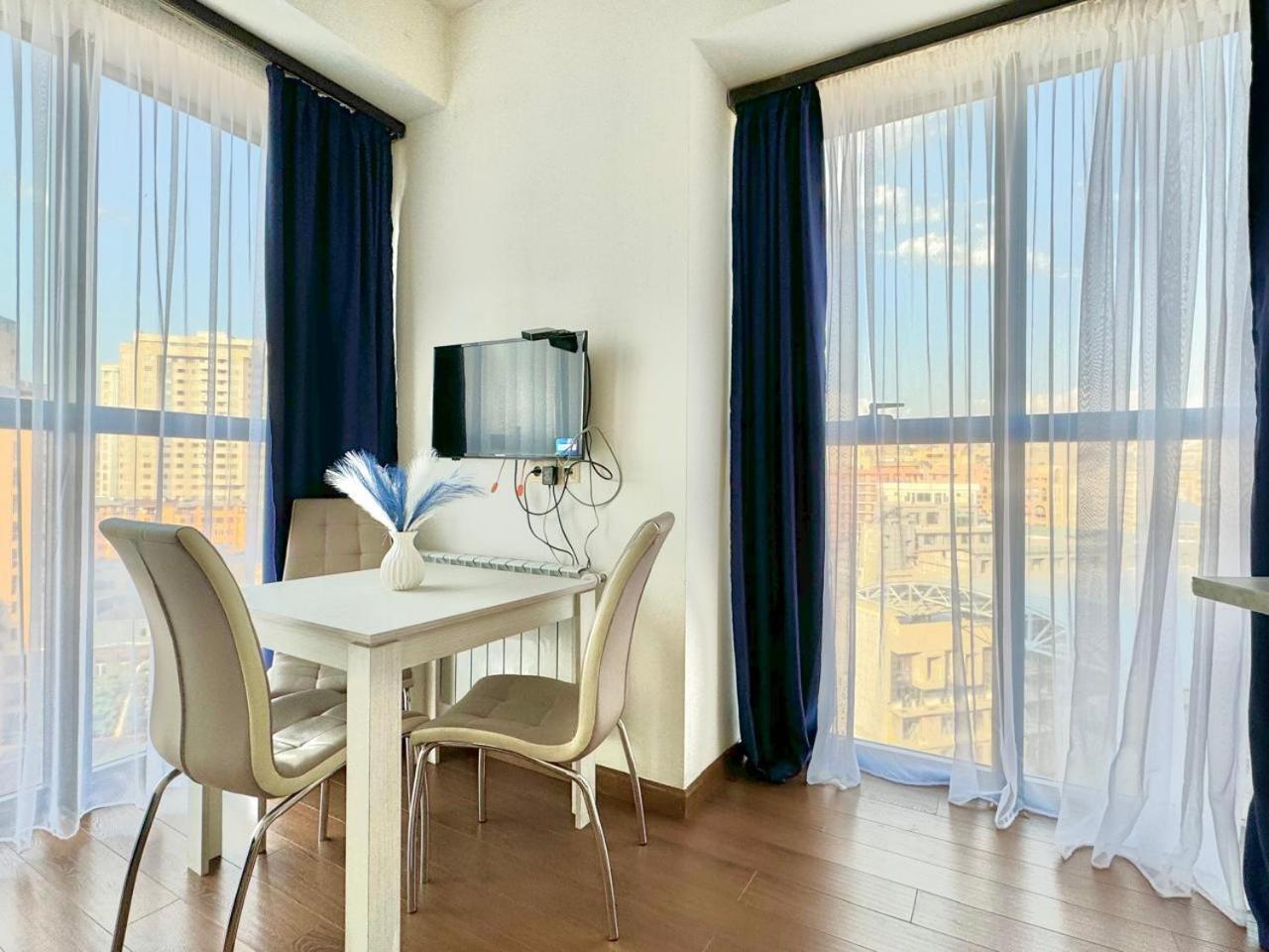 Ns Apartments In Yerevan City Centre 外观 照片